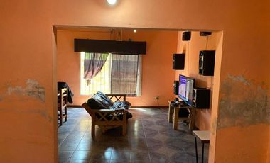 Casa 4 Ambientes en Venta - Francisco Alvarez, Moreno