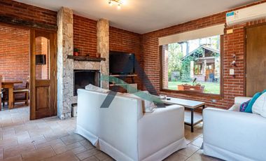 CASA 4 AMBIENTES CON QUINCHO CERRADO