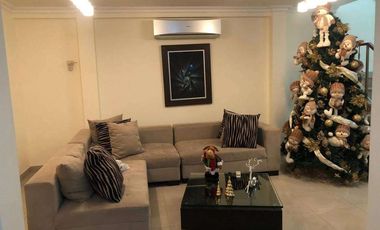 Venta de Casa en la Puntilla - Samborondón, Ciudad Celeste, Etapa La Ria