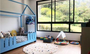 Casa en Arriendo Loma del Escobero Envigado