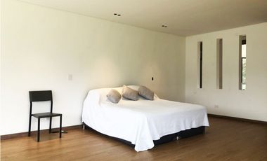 Casa en Arriendo Loma del Escobero Envigado