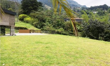 Casa en Arriendo Loma del Escobero Envigado