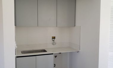 CHALET DE 4 AMBIENTES DE CATEGORIA EN RUMENCO JOVEN, A ESTRENAR, VENDE Y PERMUTA
