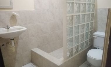 alquilo departamento 1er piso alto cdla. Los Almendros