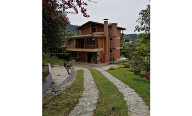 #vendo casa campestre el Peñol Antioquia FR1