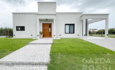 ALQUILER Y VENTA - Casa con piscina en Santa Ines, Canning