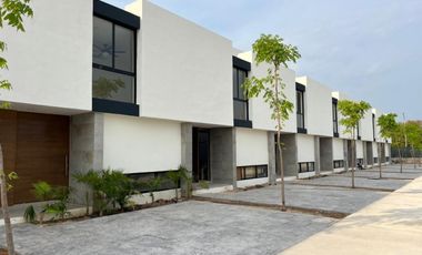 Casa  Merida con piscina en  venta Privada Ceres Home Dzitya  Merida
