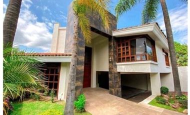 Casa en venta en Bugambilias 2da sección  $ 10,480,000
