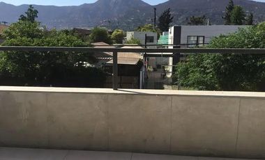 Casa en Arriendo en Vitacura