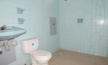 casa-local en arriendo/venta en el porvenir. Cod V62967