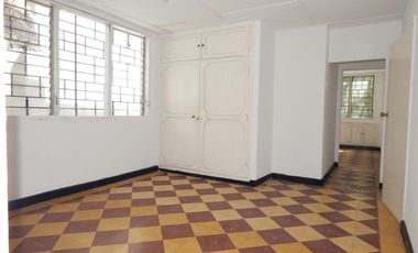 casa-local en arriendo/venta en el porvenir. Cod V62967