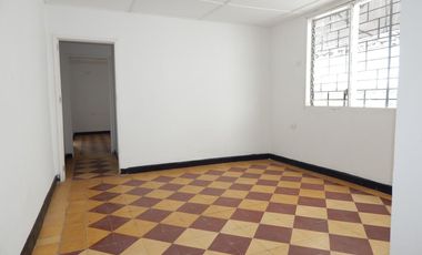 casa-local en arriendo/venta en el porvenir. Cod V62967