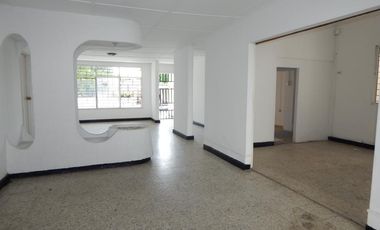 casa-local en arriendo/venta en el porvenir. Cod V62967