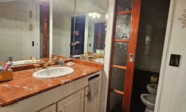 HERMOSO CHALET CON DETALLES DE GRAN CATEGORIA  GUEMES 1000  -TEMPERLEY ESTE-   APTO CREDITO