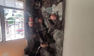 casa en venta en la parada. Cod V26819