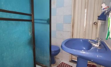 casa en venta en la parada. Cod V26819