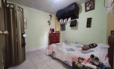 casa en venta en la parada. Cod V26819