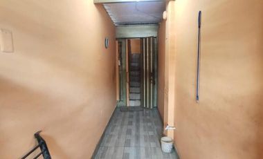 casa en venta en la parada. Cod V26819