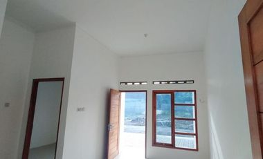 PAS TEPI JALAN DI WONOSARI ADA RUMAH MURAH MINIMALIS