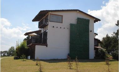 Casa con funcionamiento de hotel