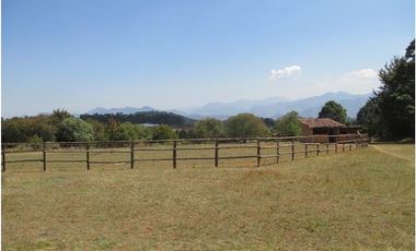 Casa con funcionamiento de hotel