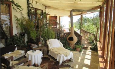 Casa con funcionamiento de hotel