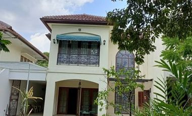 Dijual rumah cantik siap huni area Patra kuningan Jakarta selatan