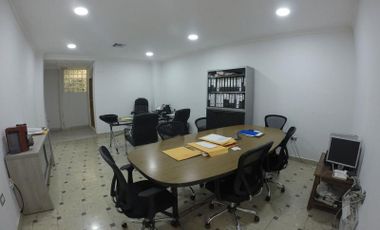 VENTA DE 20 OFICINAS RENTERAS EN EL CENTRO DE GUAYAQUIL