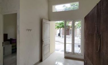 DIJUAL RUMAH BARU 2 LANTAI CENGGER AYAM SOEKARNO HATTA KOTA MALANG
