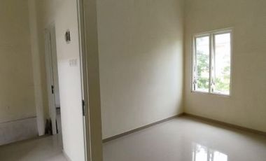 DIJUAL RUMAH BARU 2 LANTAI CENGGER AYAM SOEKARNO HATTA KOTA MALANG