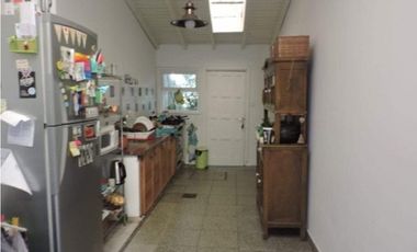 chalet 3Amb. con amplio patio y garage