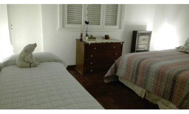 chalet 3Amb. con amplio patio y garage