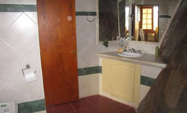 CHALET DE CATEGORIA EN BARRIO CERRADO LOMAS DEL REY. MAYU SUMAJ
