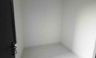 Rumah 2 Lt SHM 10 menit ke Plaza Taman Harapan Baru Siap KPR J-45608