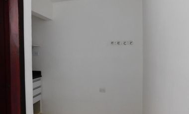oficina en arriendo en altos del prado (norte). Cod A88467