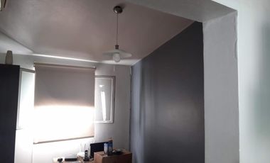 GVPROP Vende Casa  de 2 dormitorios. NO APTA CREDITO.  Galeria. Cochera doble.