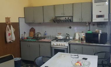Casa en venta en Lanus Oeste