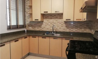 APARTAMENTO L/B EN PUNTA PACIFICA