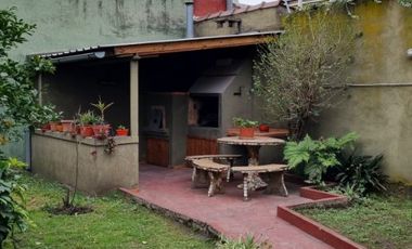 Casa en venta en Villa Luzuriaga