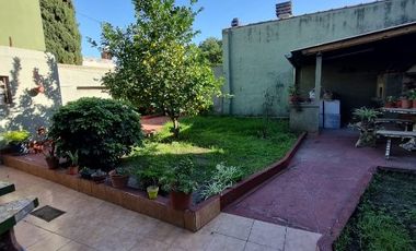 Casa en venta en Villa Luzuriaga