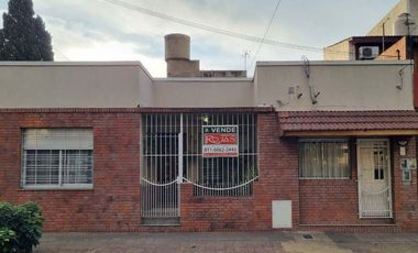 Casa en venta en Villa Luzuriaga