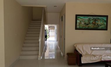 Rumah Bagus di Cluster Bukit Golf Hijau Sentul City