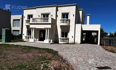Casa en  venta en Chateau Pilar