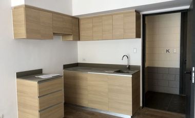 Resale 2BR The Rise Makati Shangrila