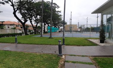 SE VENDE CASA DUPLEX EN URB. LA PUNTILLA