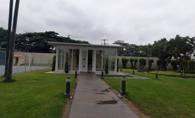 SE VENDE CASA DUPLEX EN URB. LA PUNTILLA