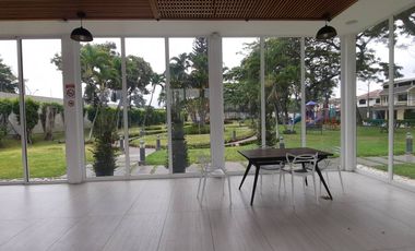 SE VENDE CASA DUPLEX EN URB. LA PUNTILLA