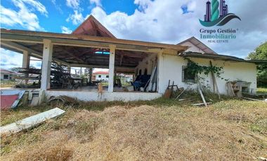 VENDO EL RANCHO Y LOTE DE 4217M2 ALTO BOQUETE