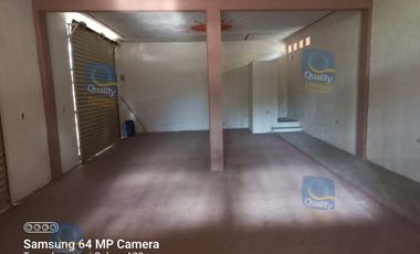 CASA CON LOCAL COMERCIAL EN VENTA