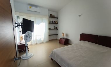 casa en venta en ricaurte. Cod V51815